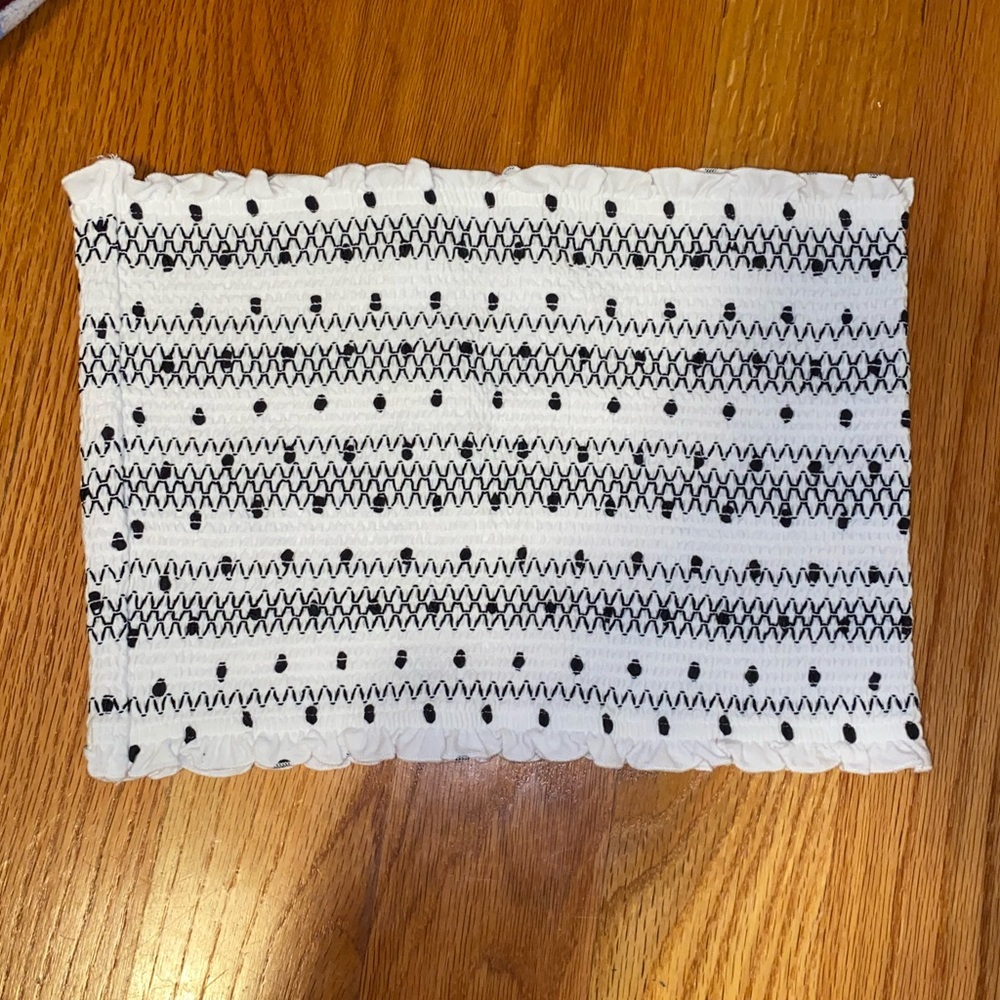 Black and white tube top